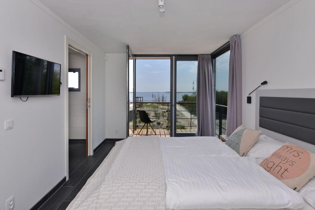 אאודורפ Oasis Punt-West Hotel & Beach Resort מראה חיצוני תמונה