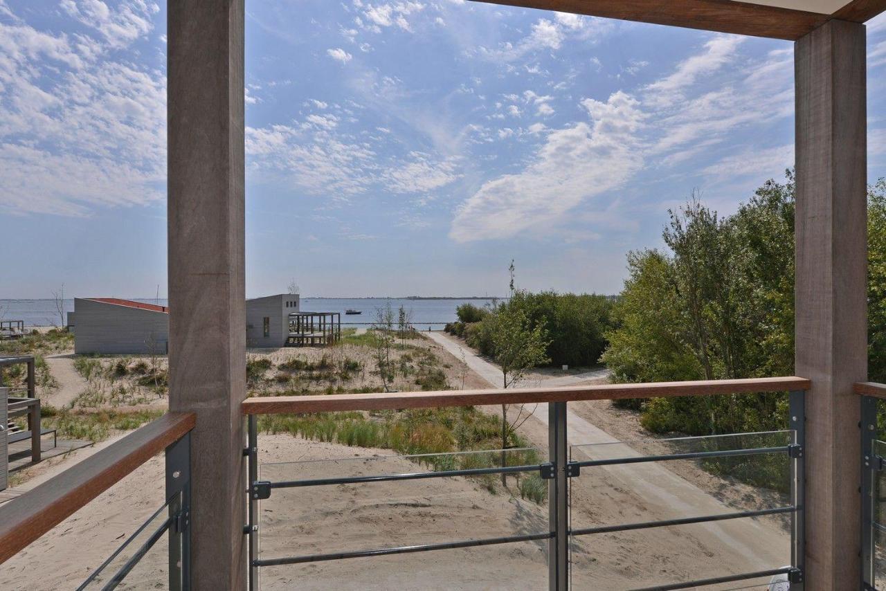 אאודורפ Oasis Punt-West Hotel & Beach Resort מראה חיצוני תמונה
