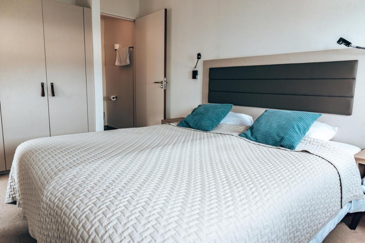 אאודורפ Oasis Punt-West Hotel & Beach Resort מראה חיצוני תמונה